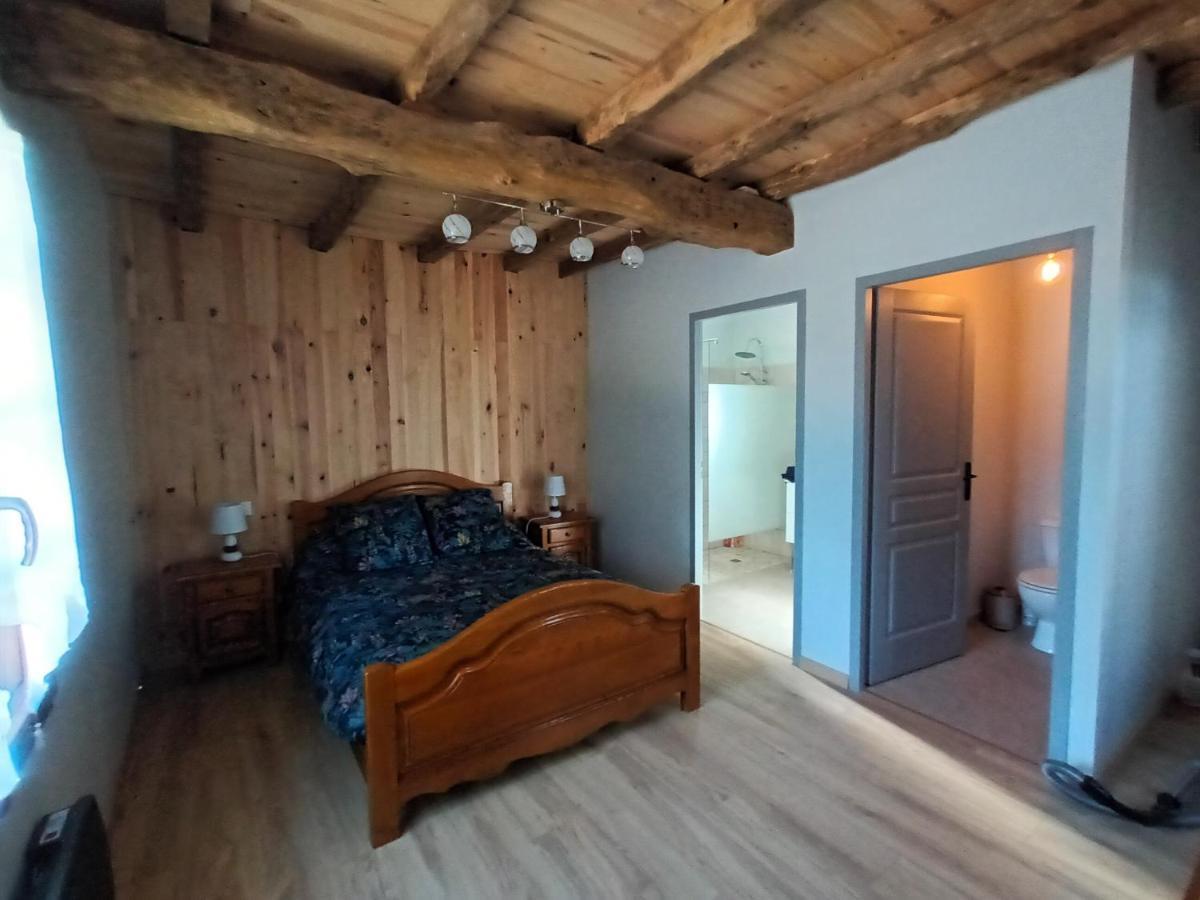 Gite Aux Vieux Bois Lunas (Dordogne) Exterior foto